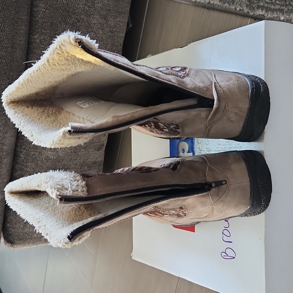 Propet Raquelle Winter Snow Boots - Picture 8 of 17